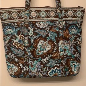 Vera Bradley tote.